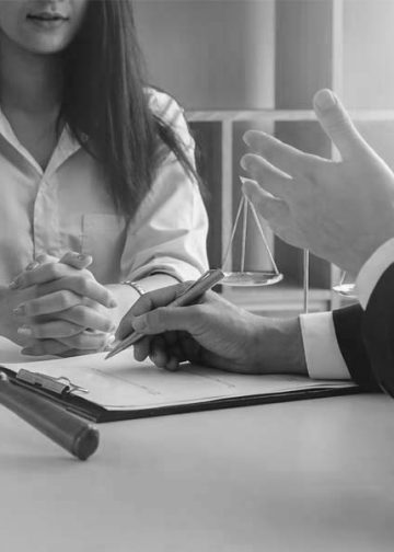 Law enforcement roles described in the Hit and Run in Florida Legal Guide scenarios